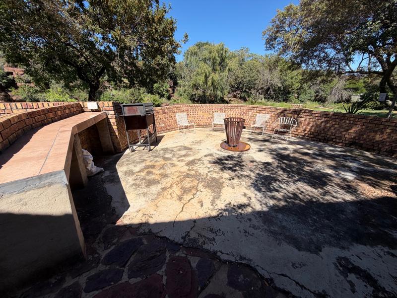 70 Bedroom Property for Sale in Middelburg Eastern Cape